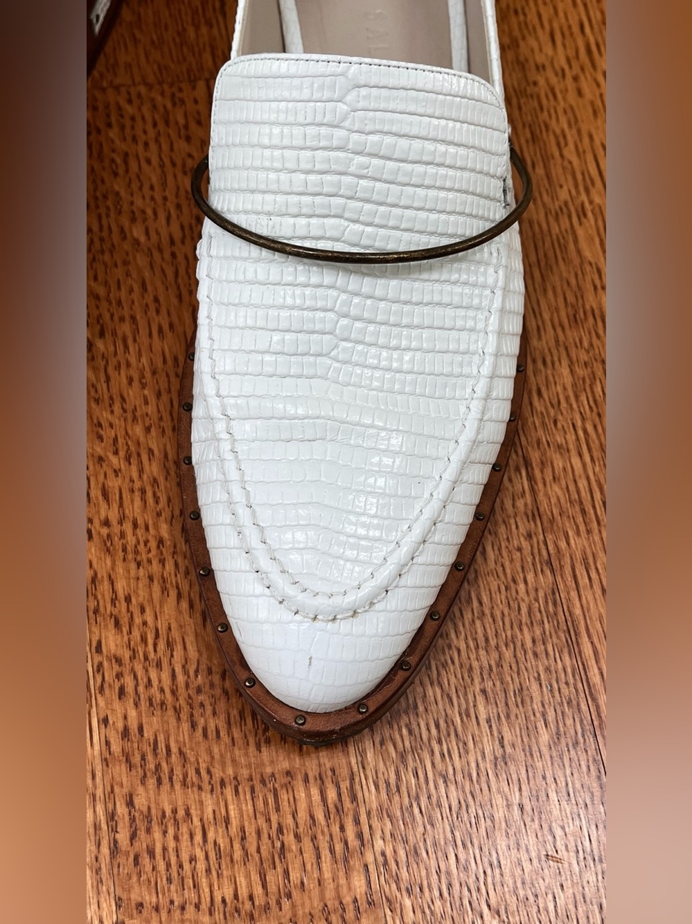 Freda Salvador White reptile-embossed loafers, 6 - Picture 3 of 12